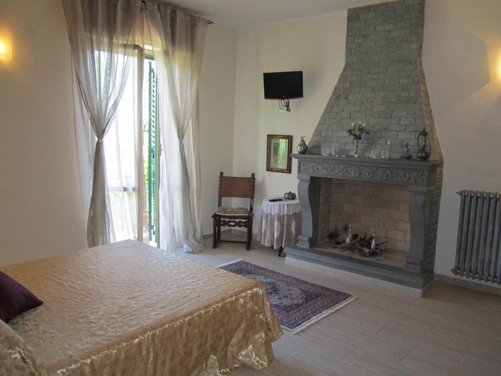 B&B Al Calcandola 萨尔扎纳 客房 照片