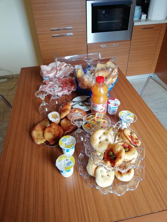 B&B Al Calcandola 萨尔扎纳 外观 照片